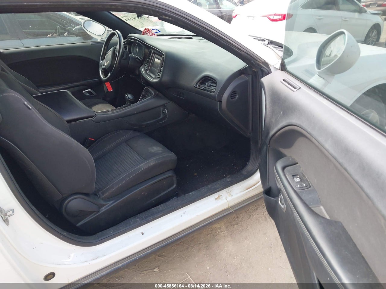 2015 DODGE CHALLENGER SXT · 5/11
