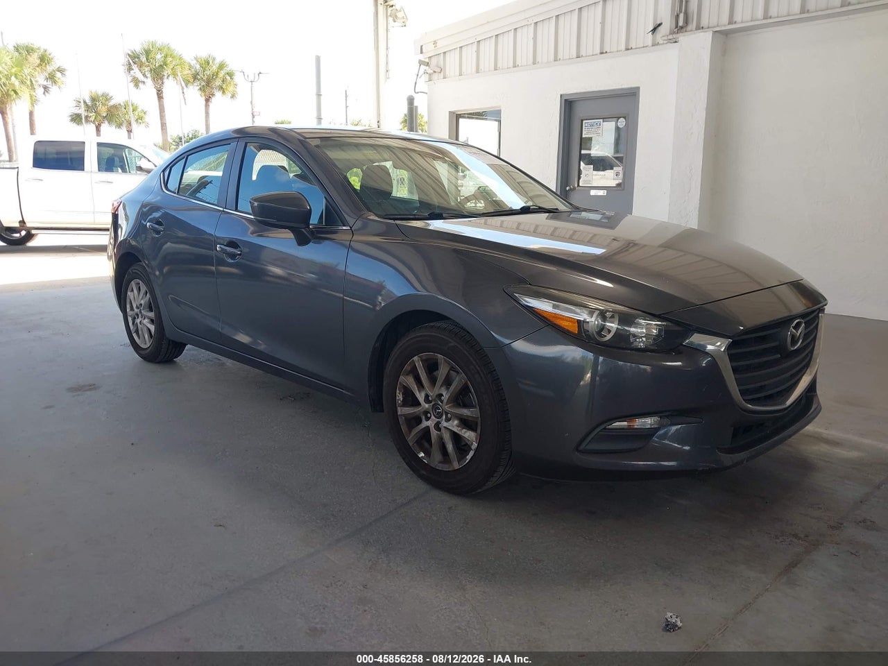 3MZBN1U75JM****** · 2018 MAZDA MAZDA3 SPORT