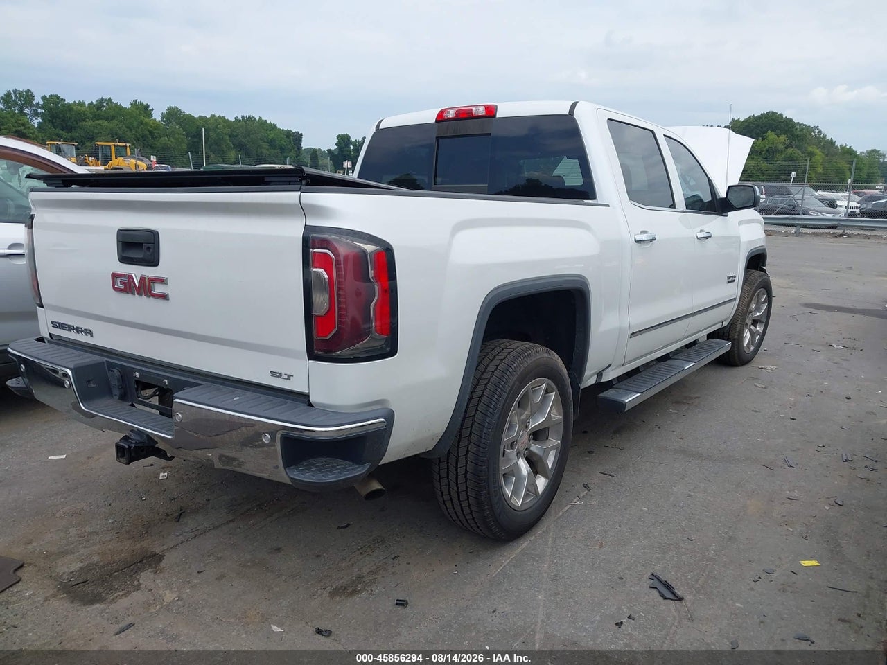 2017 GMC SIERRA 1500 SLT · 4/11