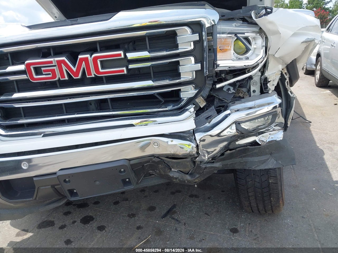 2017 GMC SIERRA 1500 SLT · 6/11