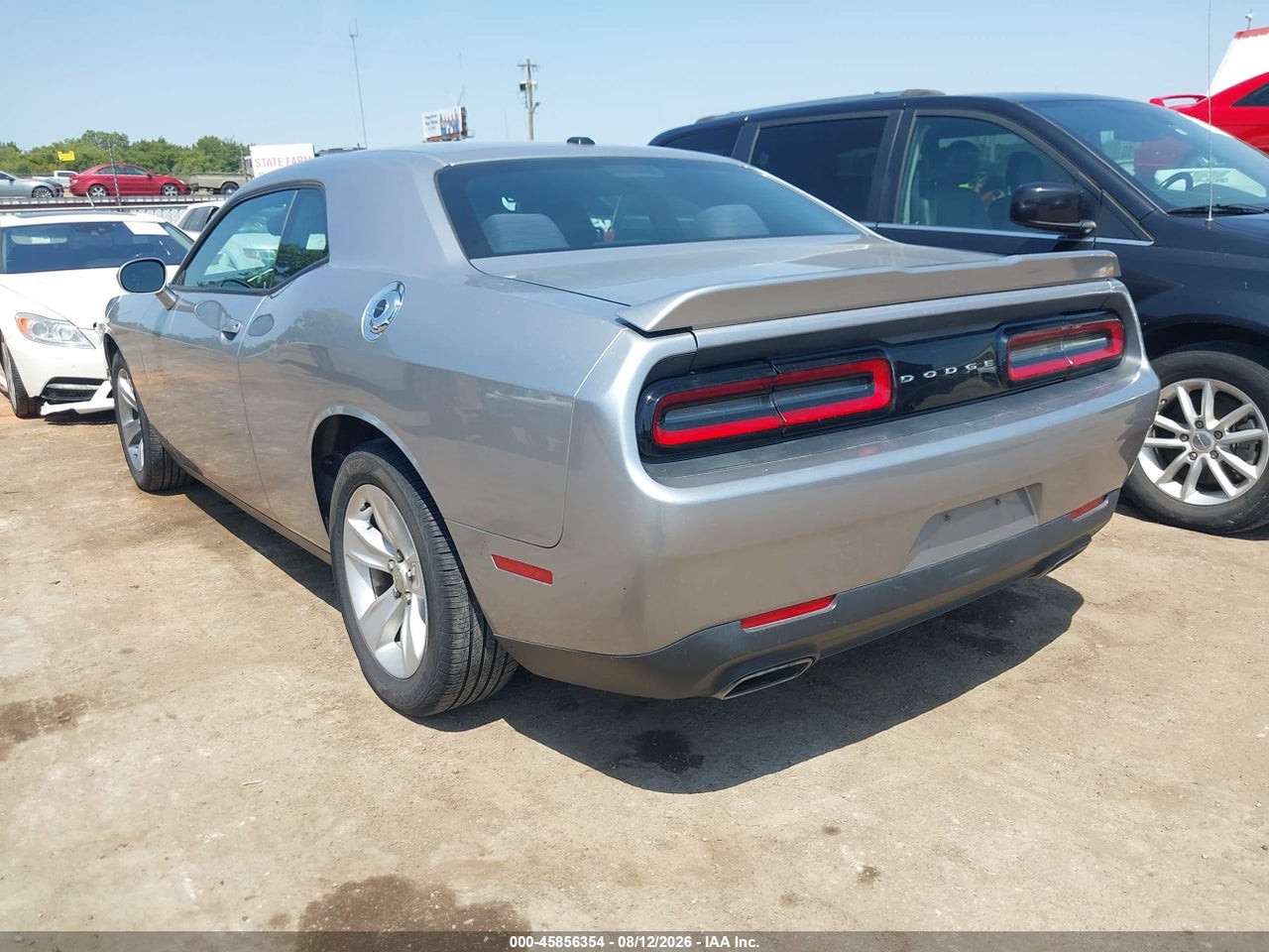 2015 DODGE CHALLENGER SXT · 3/11