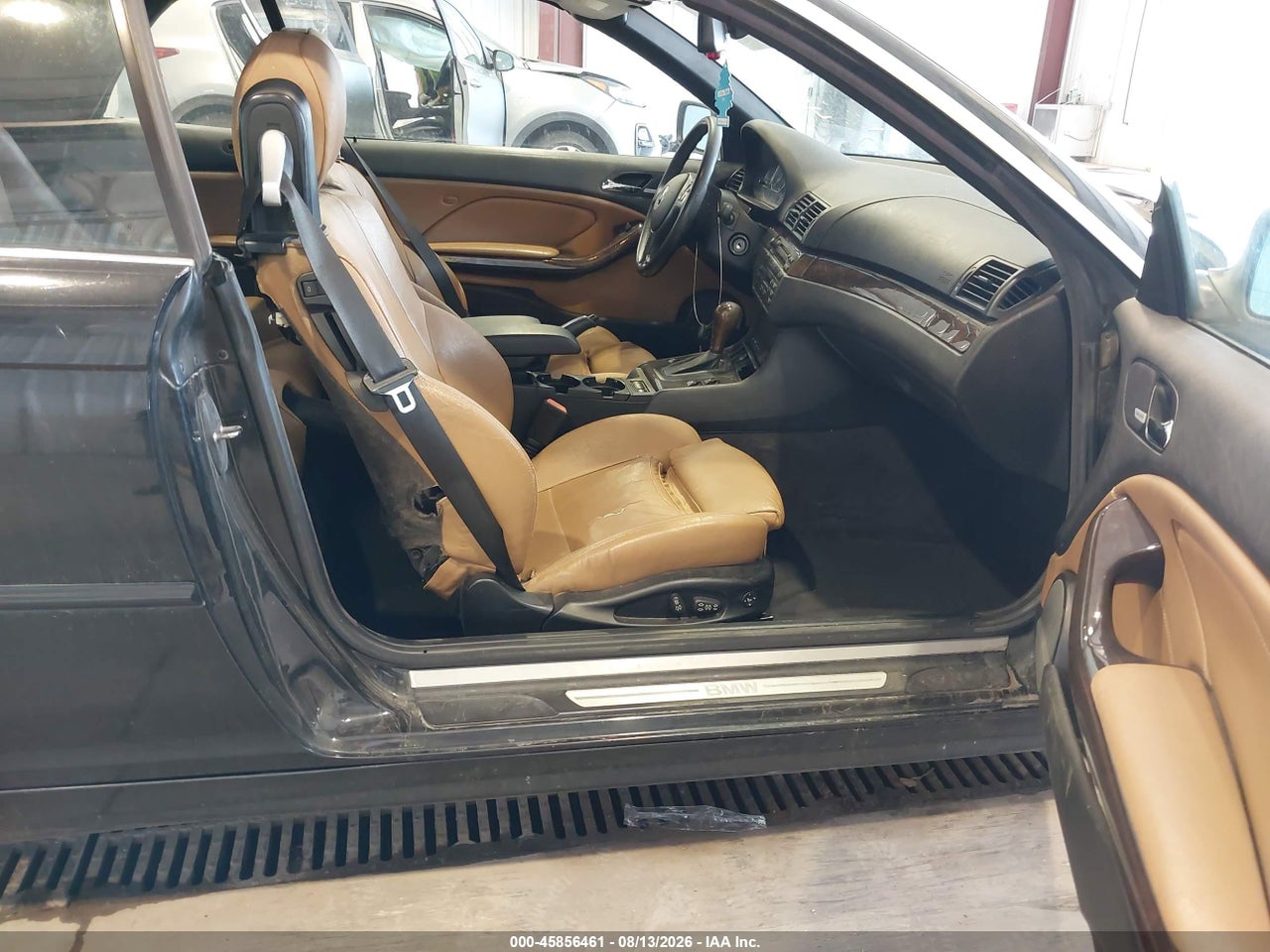 2004 BMW 330CI · 5/11