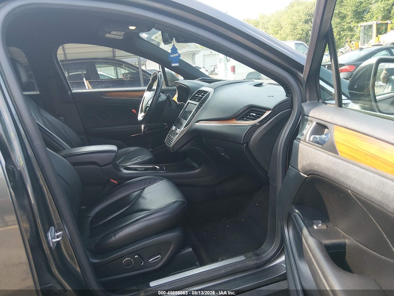 2017 LINCOLN MKC SELECT · 5/11