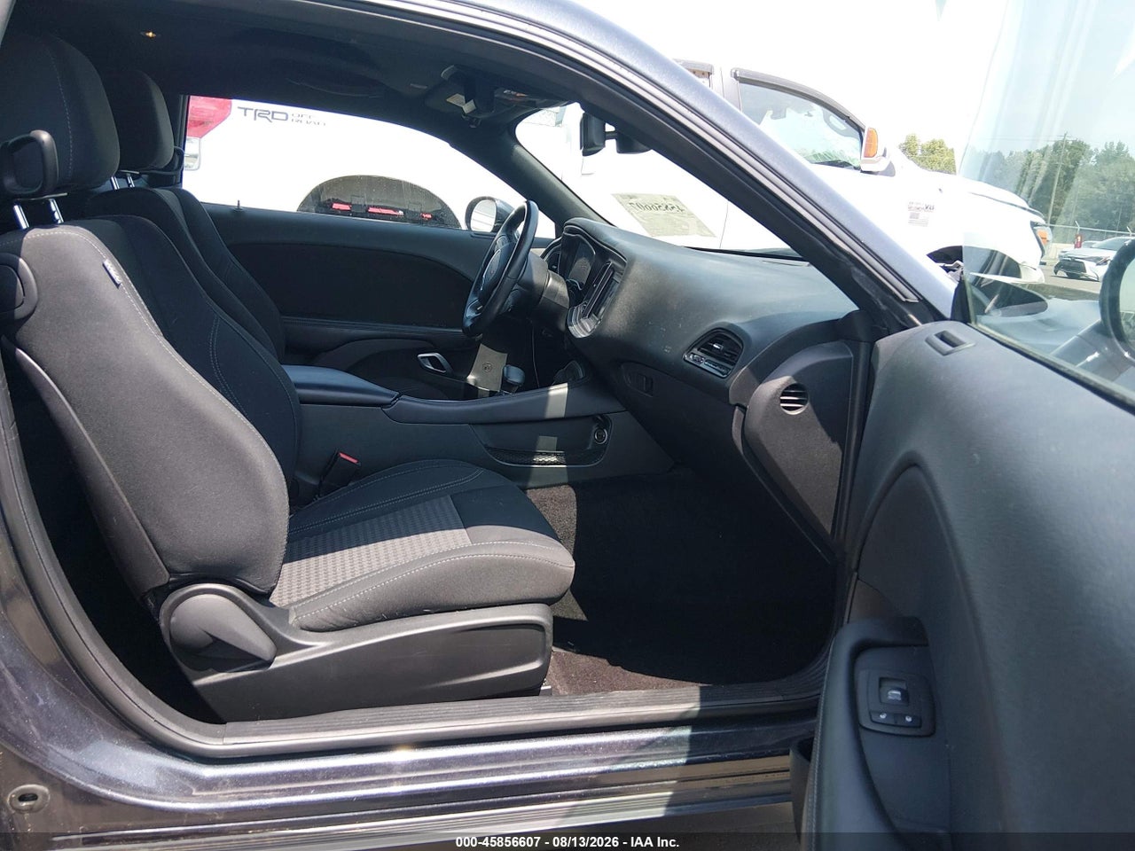 2019 DODGE CHALLENGER SXT · 5/11