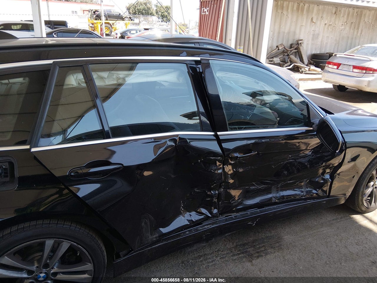 2017 BMW 330I XDRIVE · 6/11