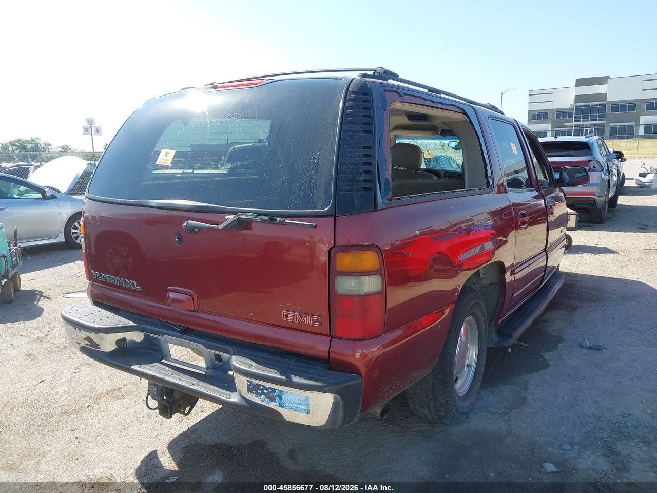 2002 GMC YUKON XL 1500 SLT · 4/10
