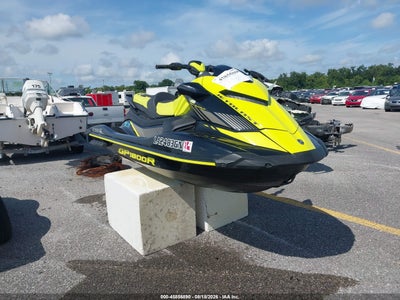2022 YAMAHA GP1800