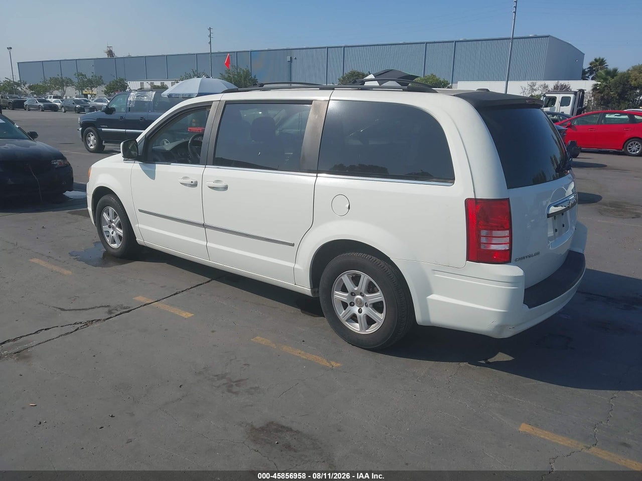 2010 CHRYSLER TOWN &amp; COUNTRY TOURING · 3/11