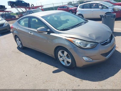 5NPDH4AE8DH****** · 2013 HYUNDAI ELANTRA GLS