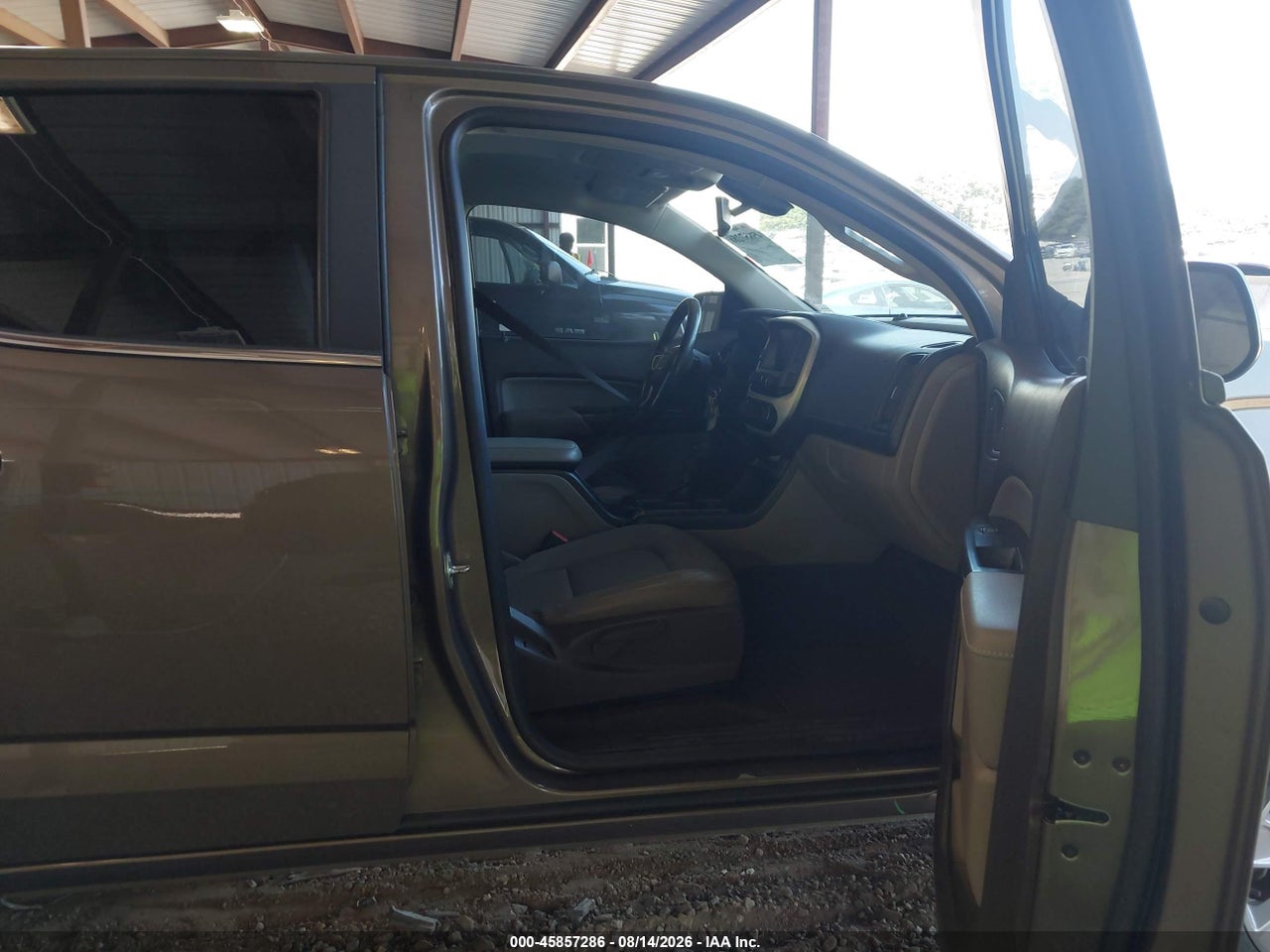 2016 GMC CANYON 2WD SLE · 5/11