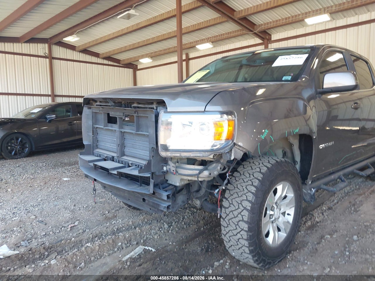 2016 GMC CANYON 2WD SLE · 6/11