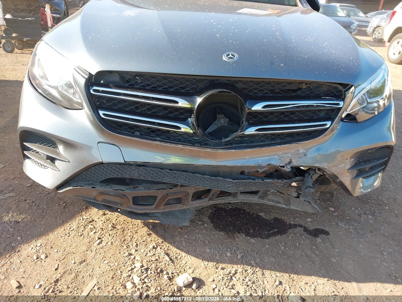 2019 MERCEDES-BENZ GLC 300 · 6/11