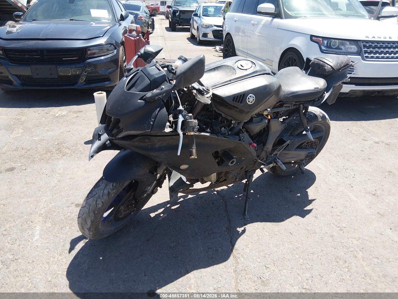 2022 YAMAHA YZFR7 · 2/10