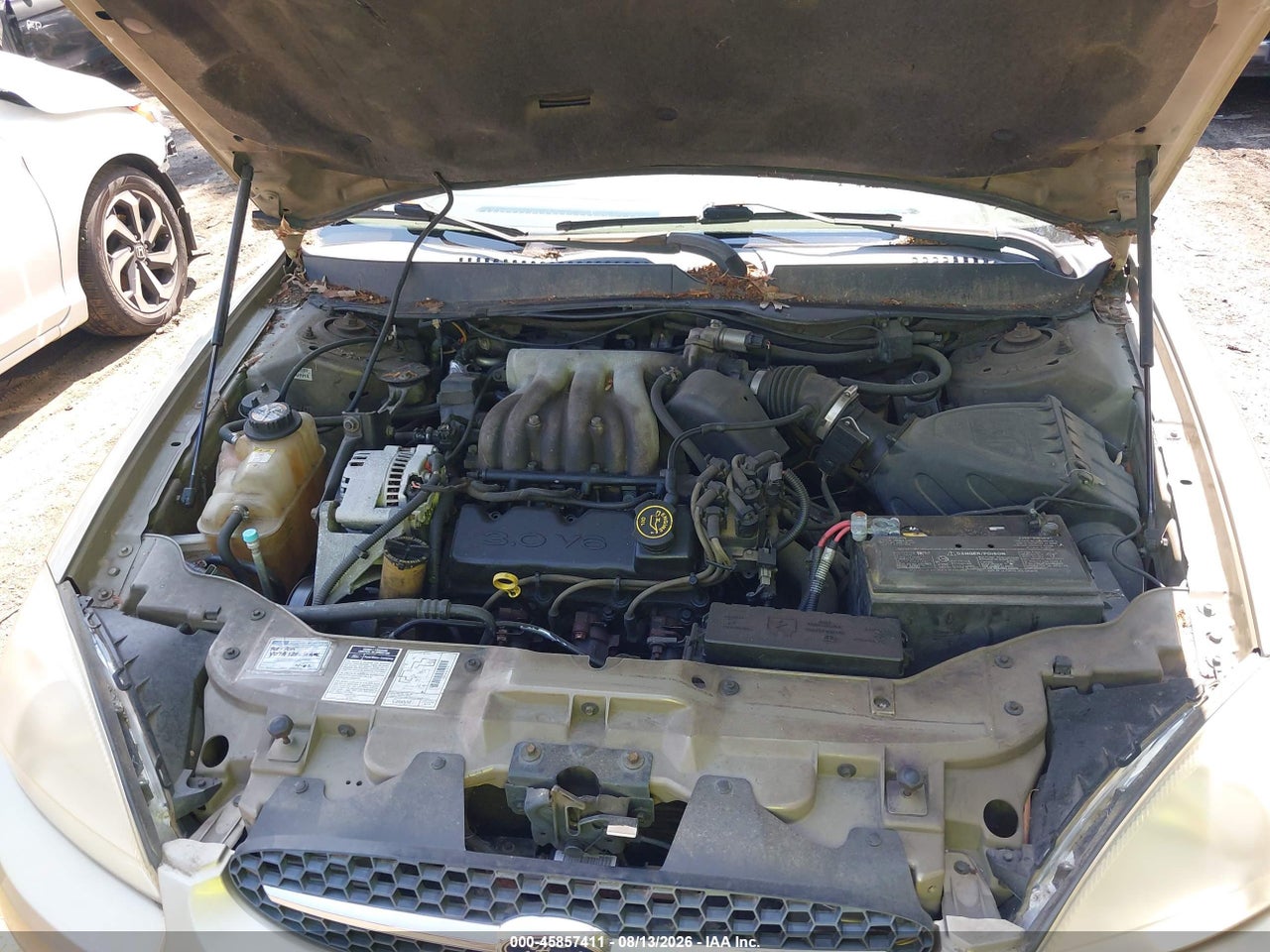 1FAFP53U7YA****** · 2000 FORD TAURUS SE · 10/11