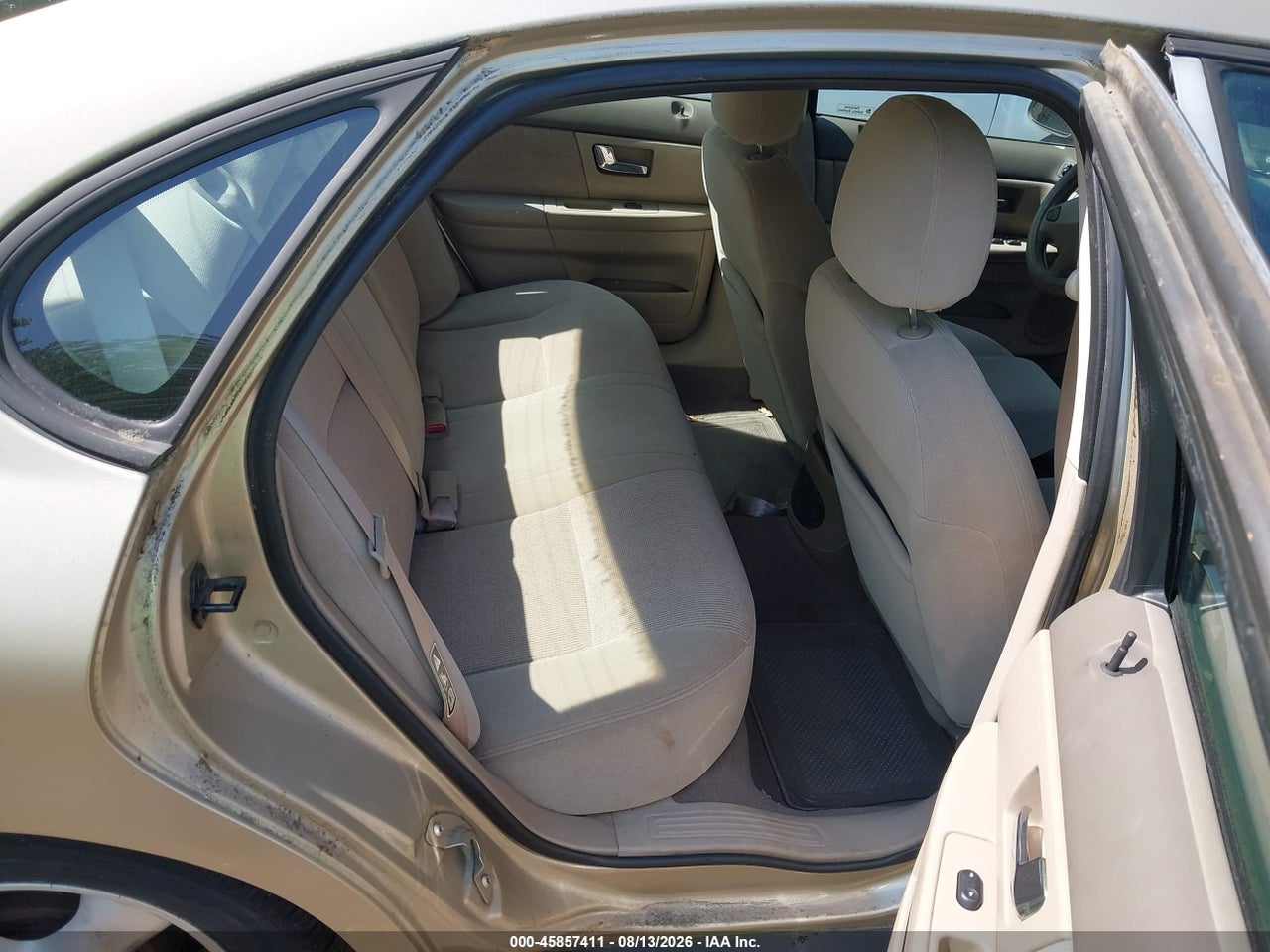 1FAFP53U7YA****** · 2000 FORD TAURUS SE · 8/11