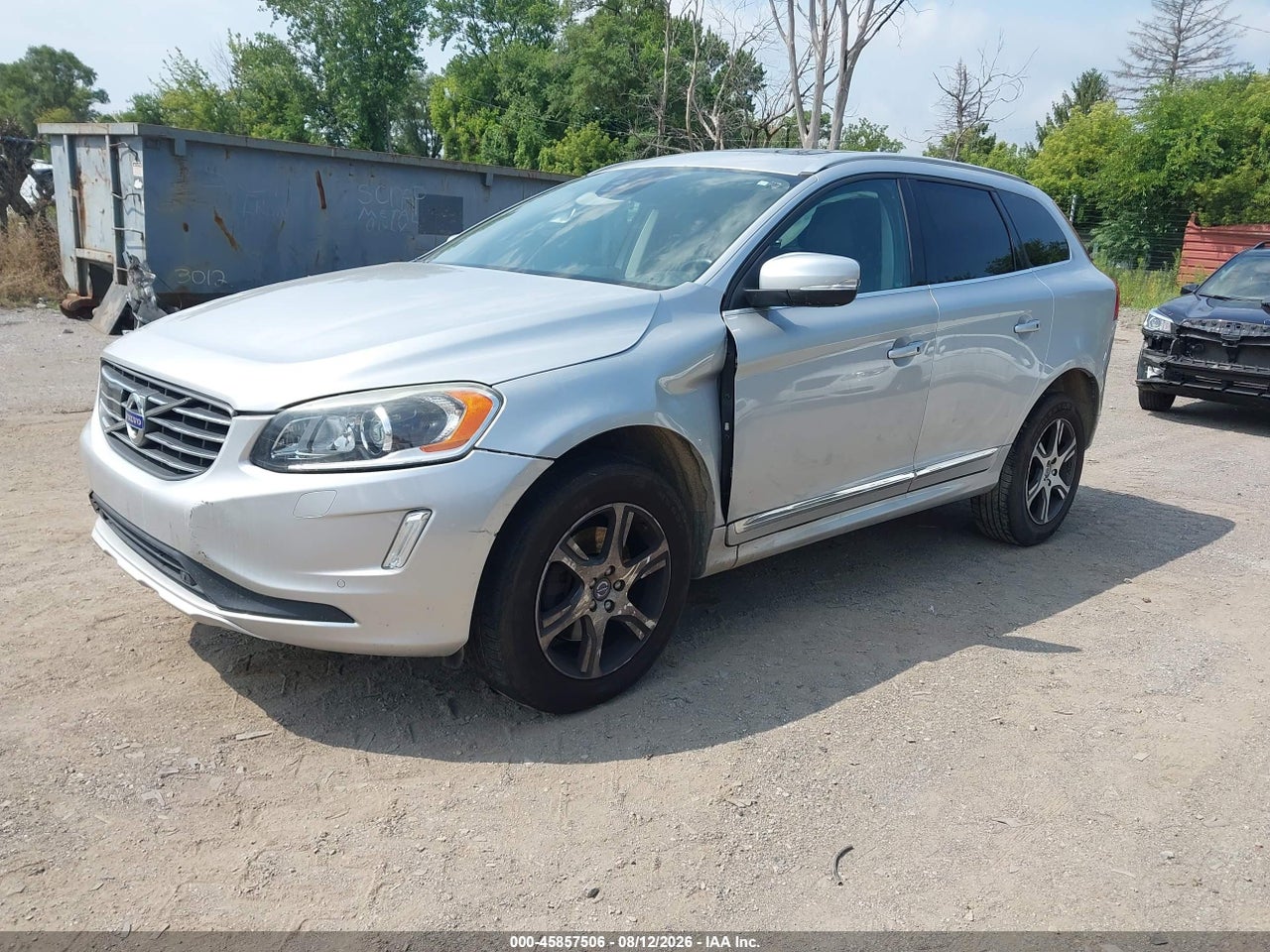 2015 VOLVO XC60 T6 PLATINUM · 2/11