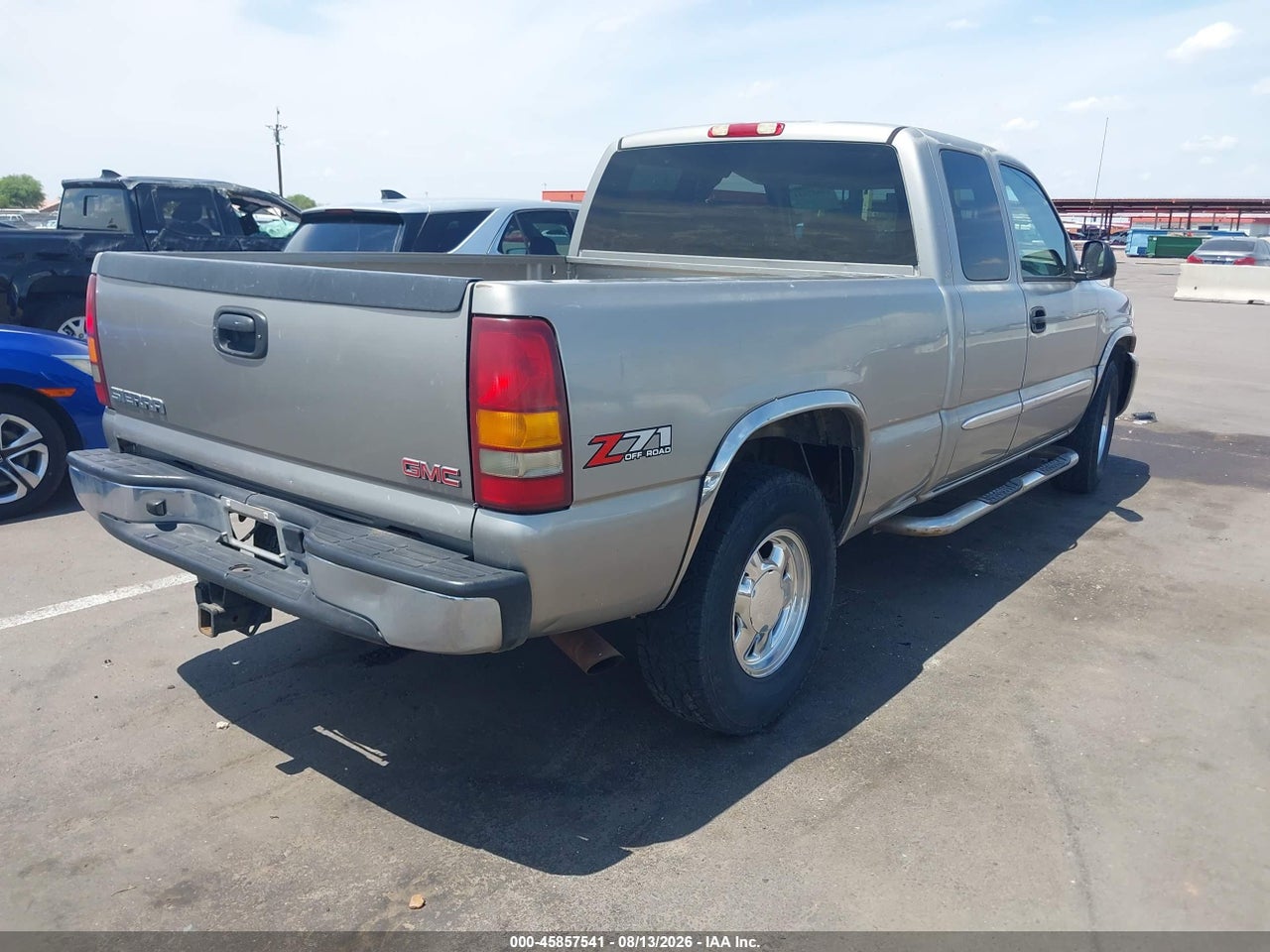 2003 GMC SIERRA 1500 SLE · 4/11