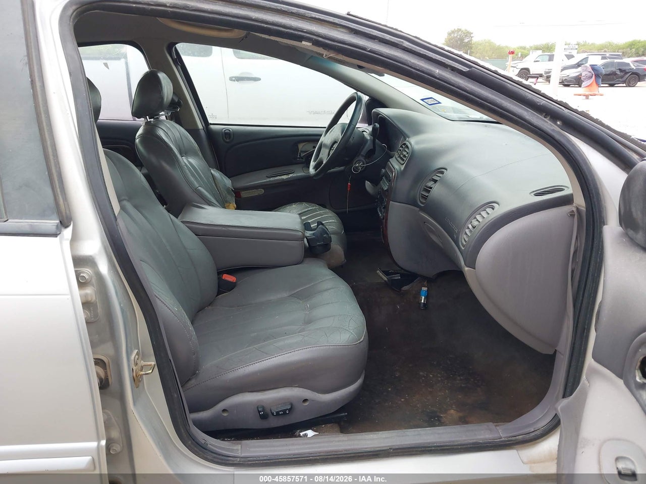 2000 CHRYSLER CONCORDE LXI · 5/11