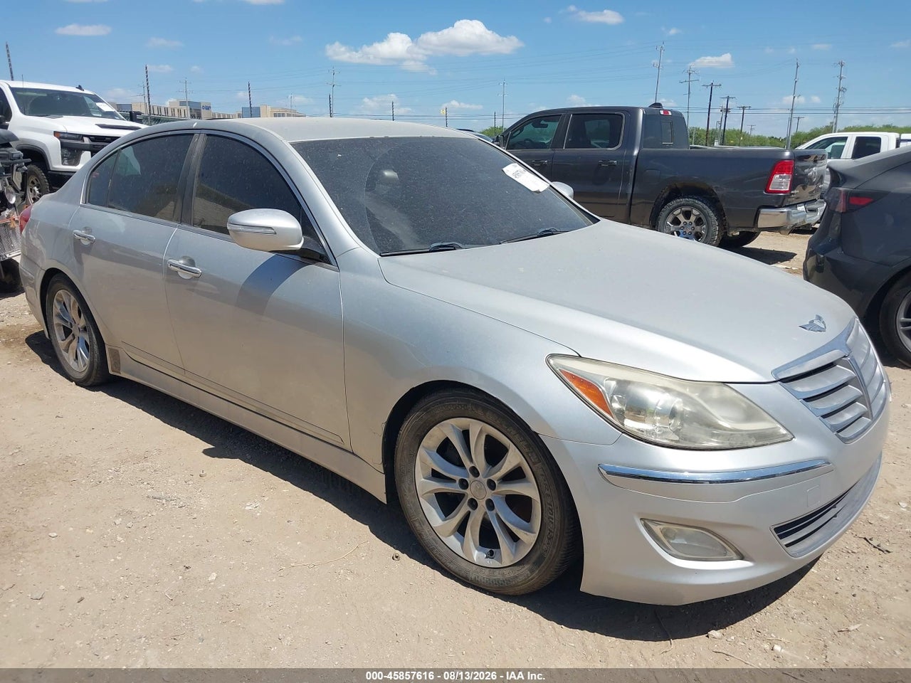 KMHGC4DD3DU****** · 2013 HYUNDAI GENESIS 3.8