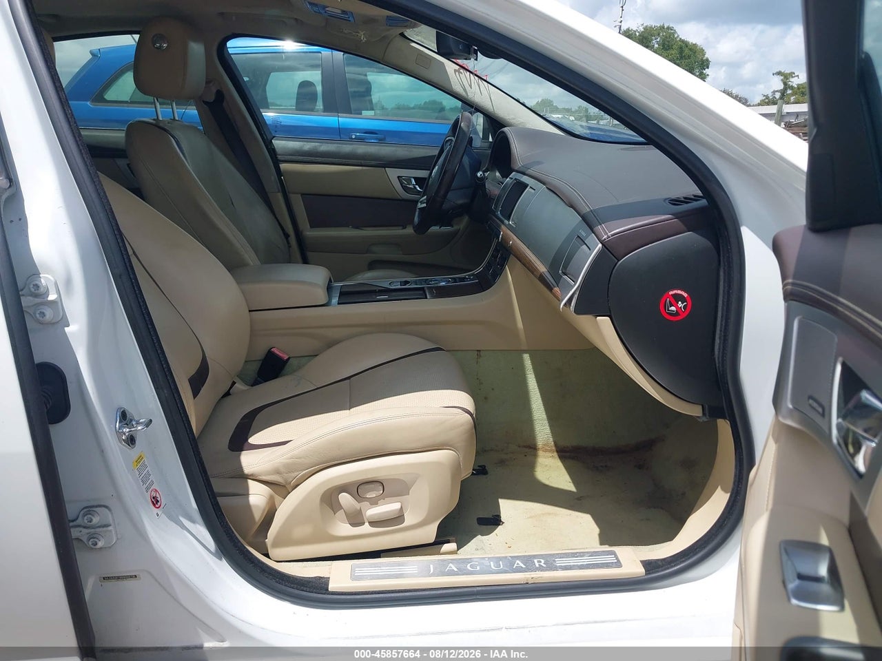 2013 JAGUAR XF V6 SC · 5/11