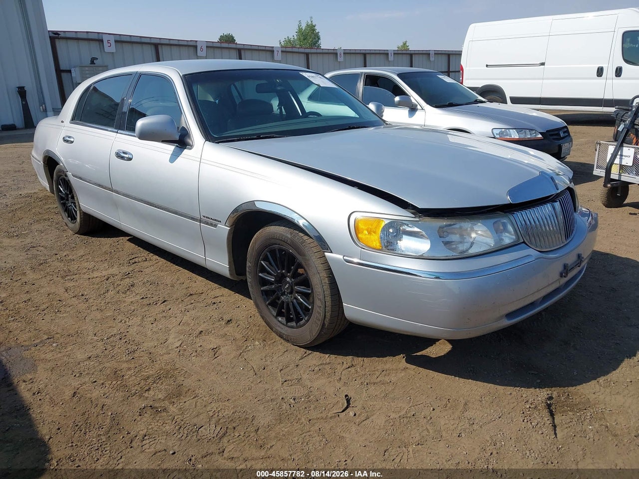 1998 LINCOLN TOWN CAR CARTIER