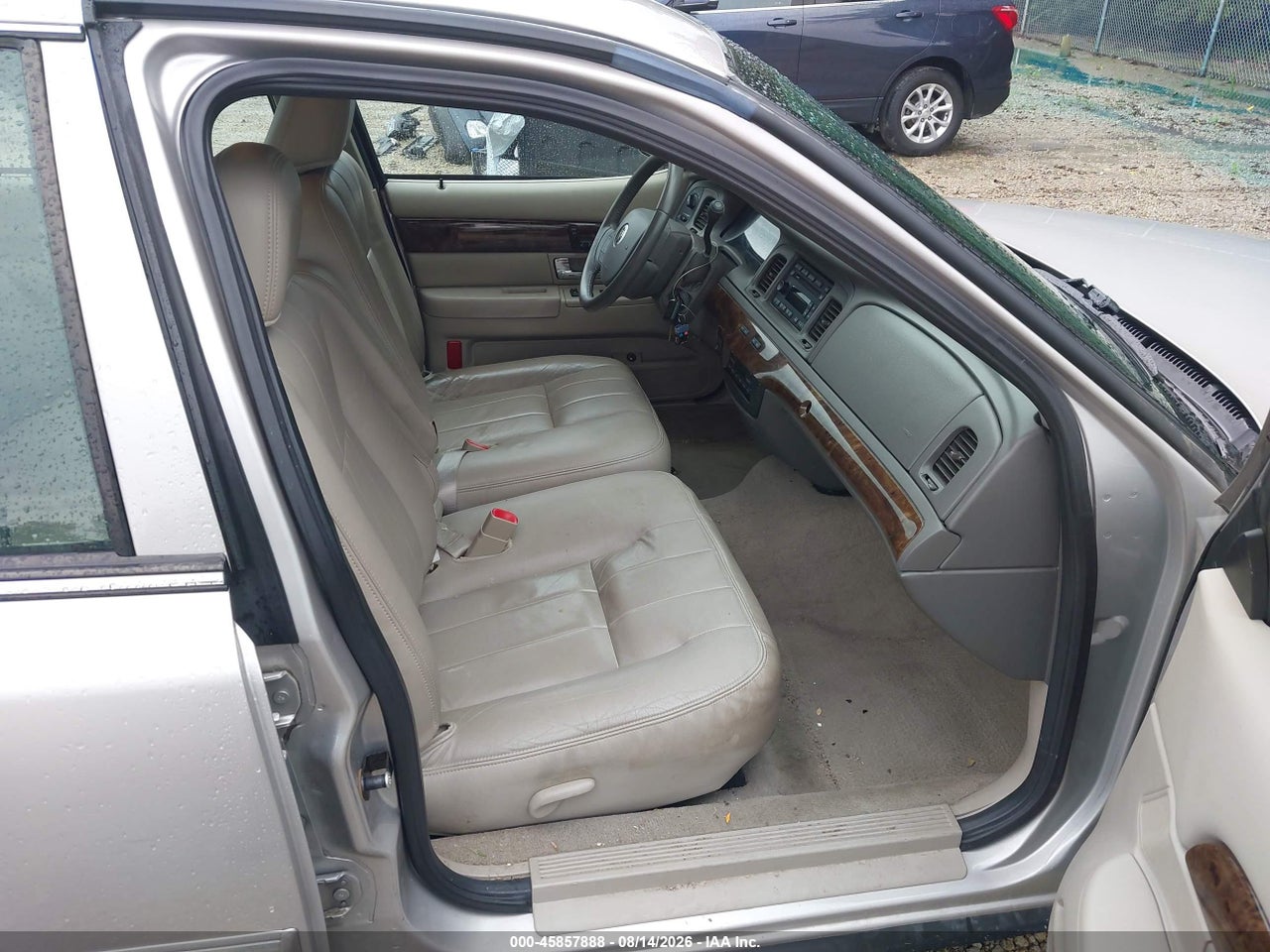 2010 MERCURY GRAND MARQUIS LS (FLEET ONLY) · 5/11