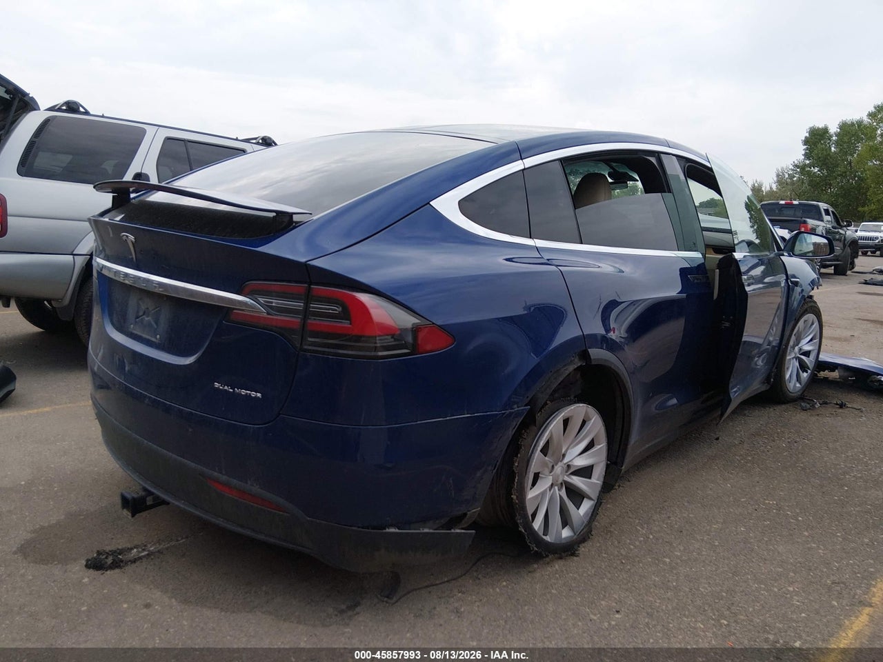 2020 TESLA MODEL X LONG RANGE DUAL MOTOR ALL-WHEEL DRIVE/LONG RANGE PLUS DUAL MOTOR ALL-WHEEL DRIVE · 4/9