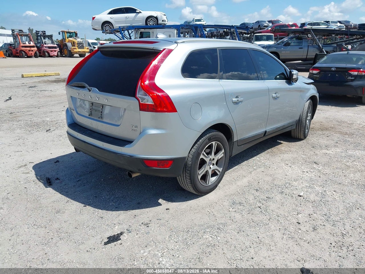 2012 VOLVO XC60 T6/T6 PLATINUM/T6 PREMIER PLUS/T6 R-DESIGN/T6 R-DESIGN PLATINUM/T6 R-DESIGN PREMIER PLUS · 4/11