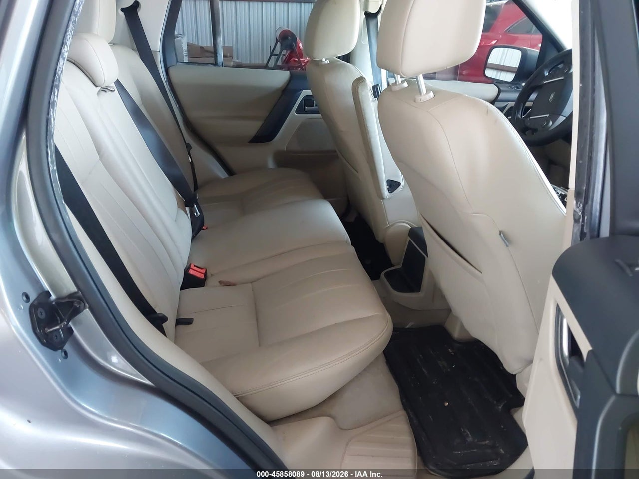SALFR2BG9EH****** · 2014 LAND ROVER LR2 · 8/11