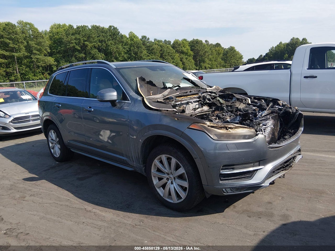YV4A22PK1H1****** · 2017 VOLVO XC90 T6 MOMENTUM