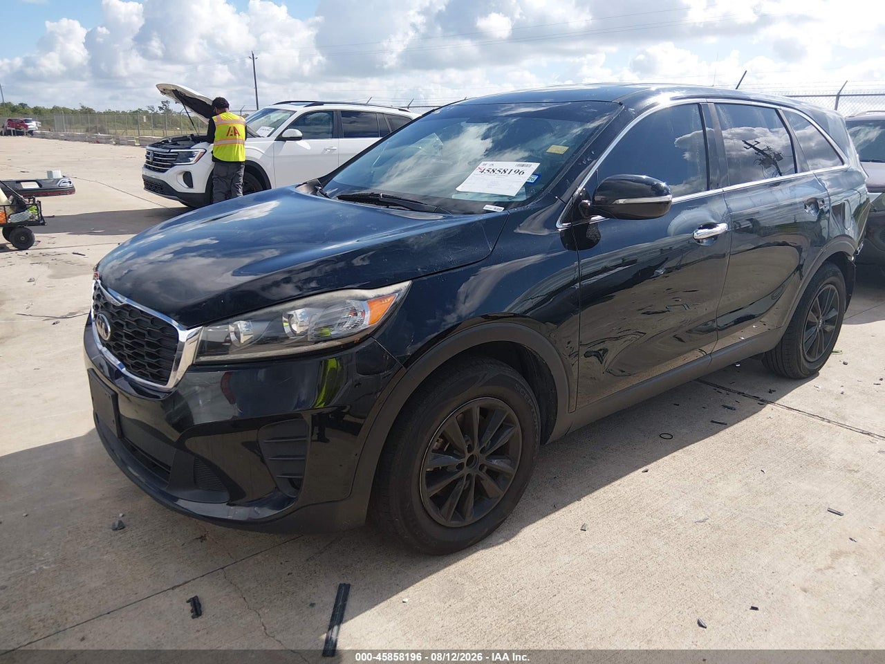 2019 KIA SORENTO 2.4L LX · 2/11