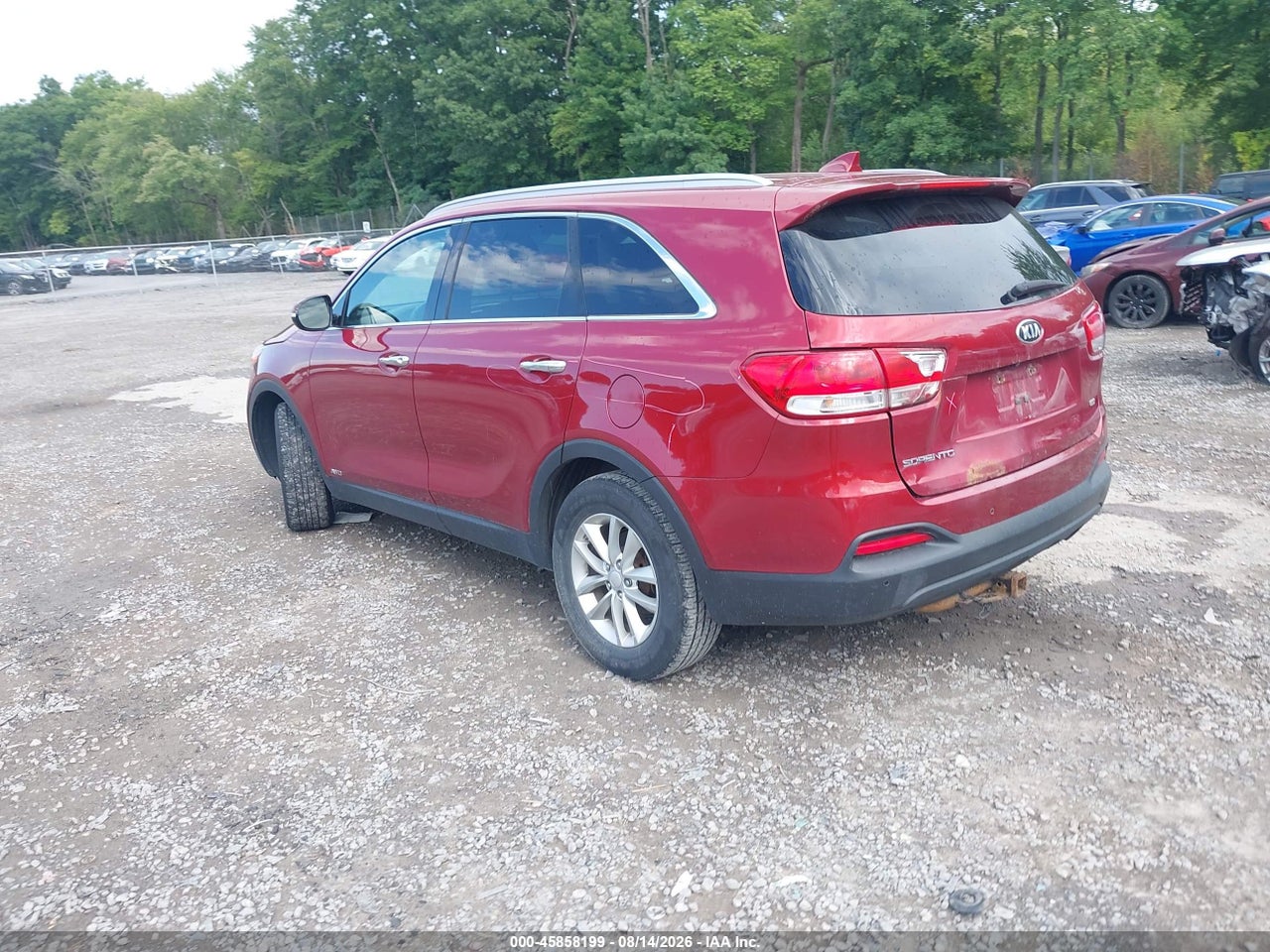 2016 KIA SORENTO 2.4L LX · 3/11