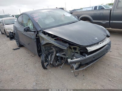 7SAYGDED7SA****** · 2025 TESLA MODEL Y LONG RANGE DUAL MOTOR REAR-WHEEL DRIVE