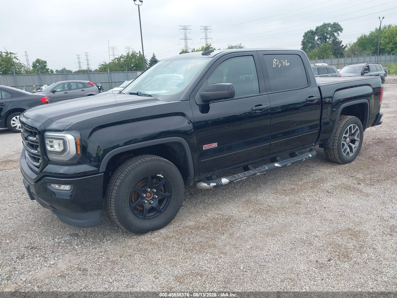 2017 GMC SIERRA 1500 SLT · 2/11