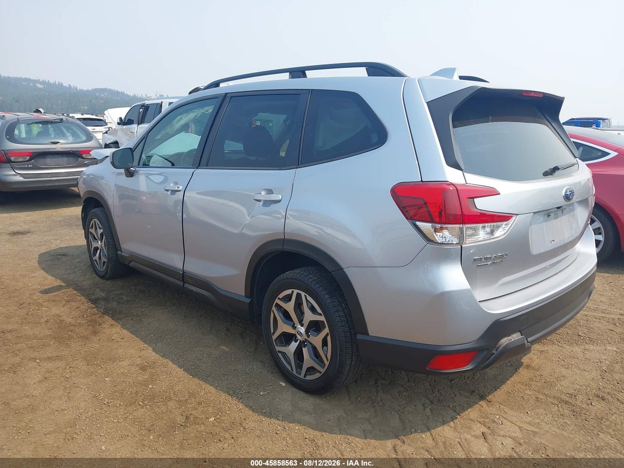 2020 SUBARU FORESTER PREMIUM · 3/11