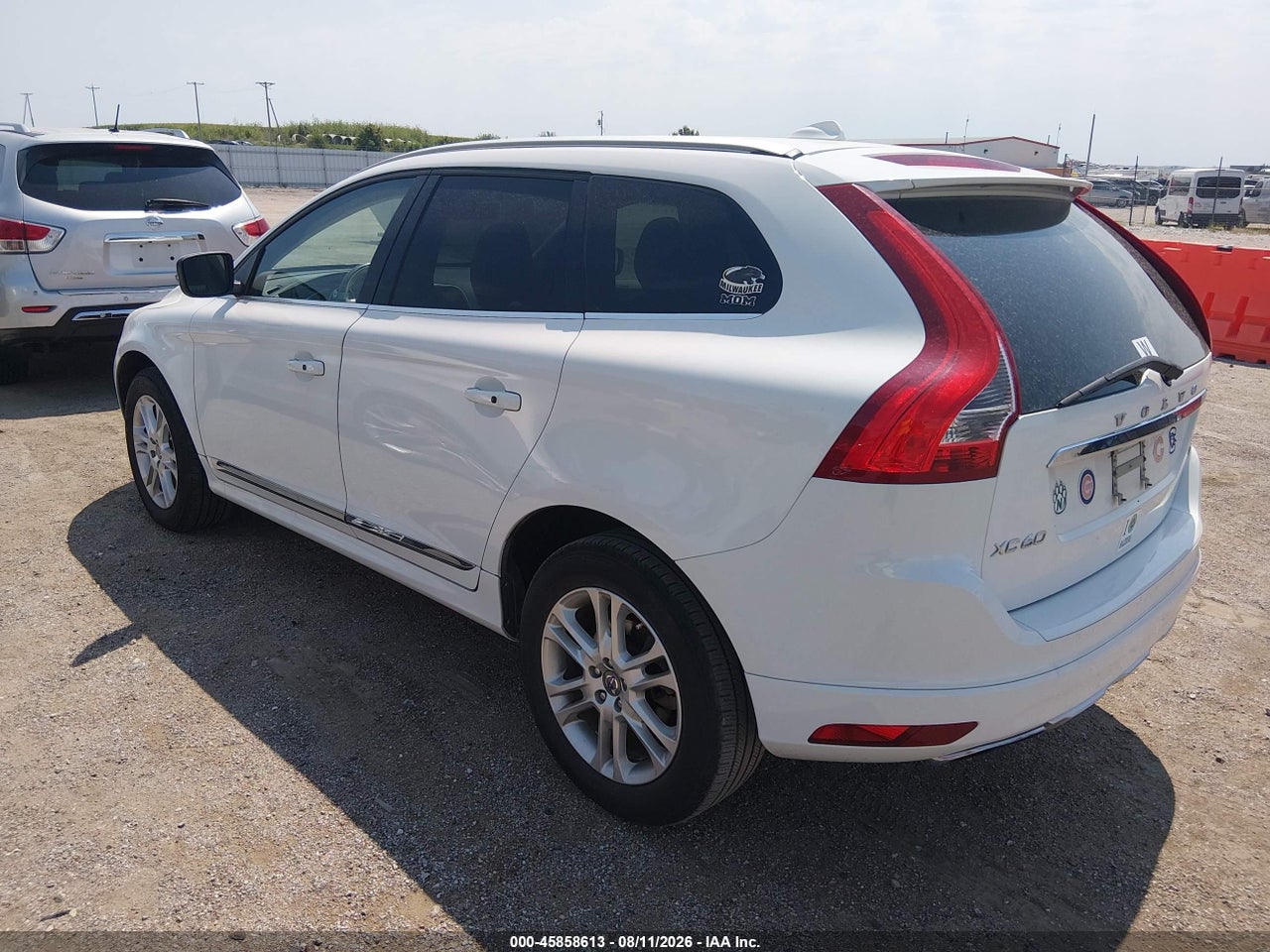 2015 VOLVO XC60 T5 PREMIER · 3/11