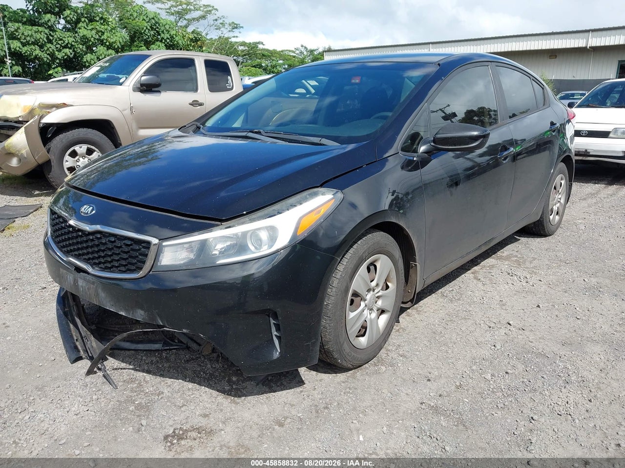 2017 KIA FORTE LX · 2/11