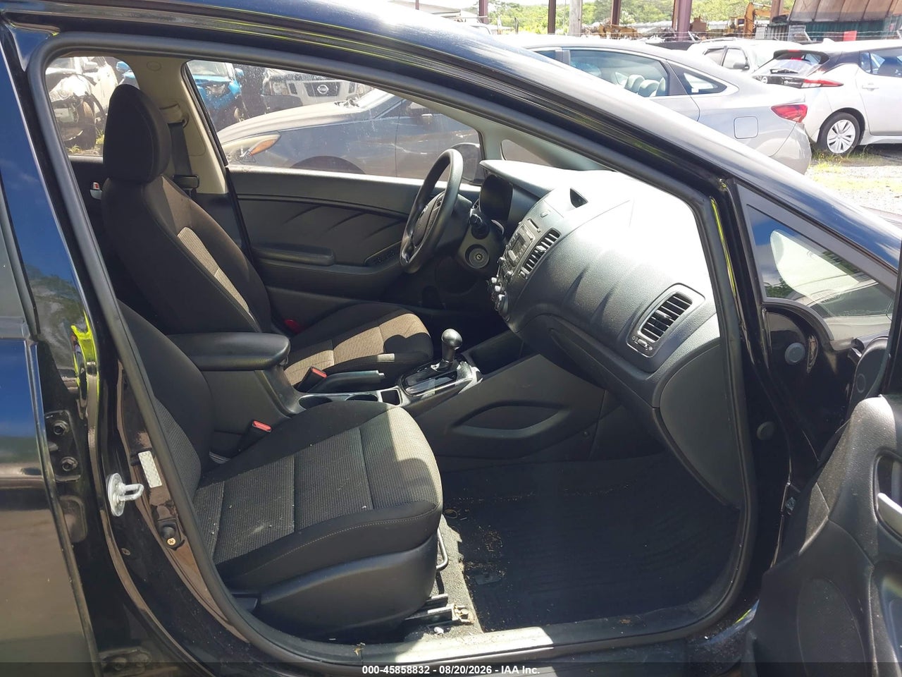 2017 KIA FORTE LX · 5/11