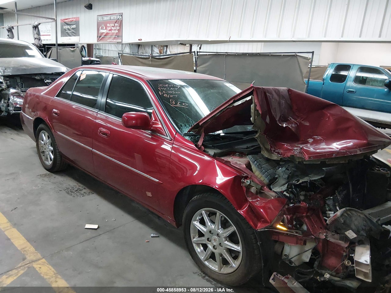 2011 CADILLAC DTS LUXURY COLLECTION