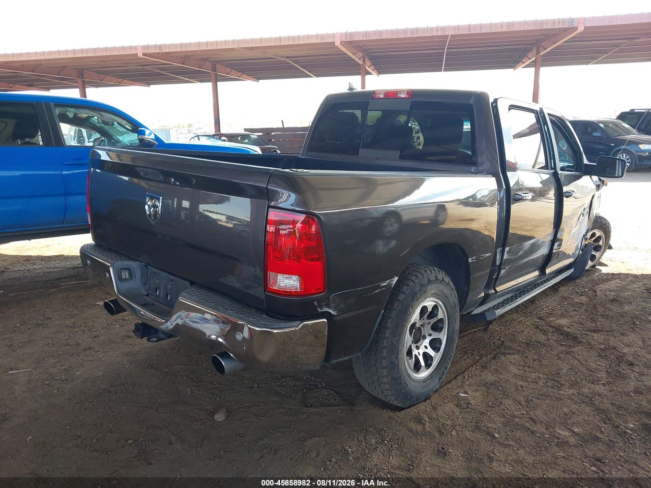 2015 RAM 1500 BIG HORN · 4/11