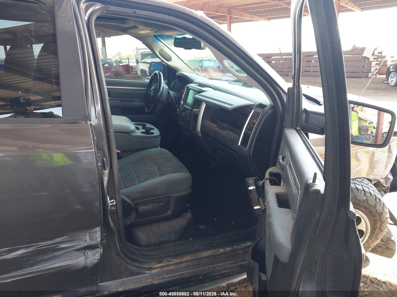 2015 RAM 1500 BIG HORN · 5/11