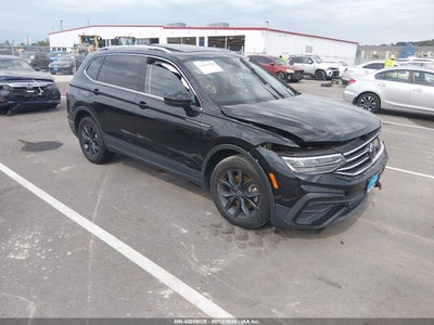 3VV2B7AX9NM****** · 2022 VOLKSWAGEN TIGUAN 2.0T SE