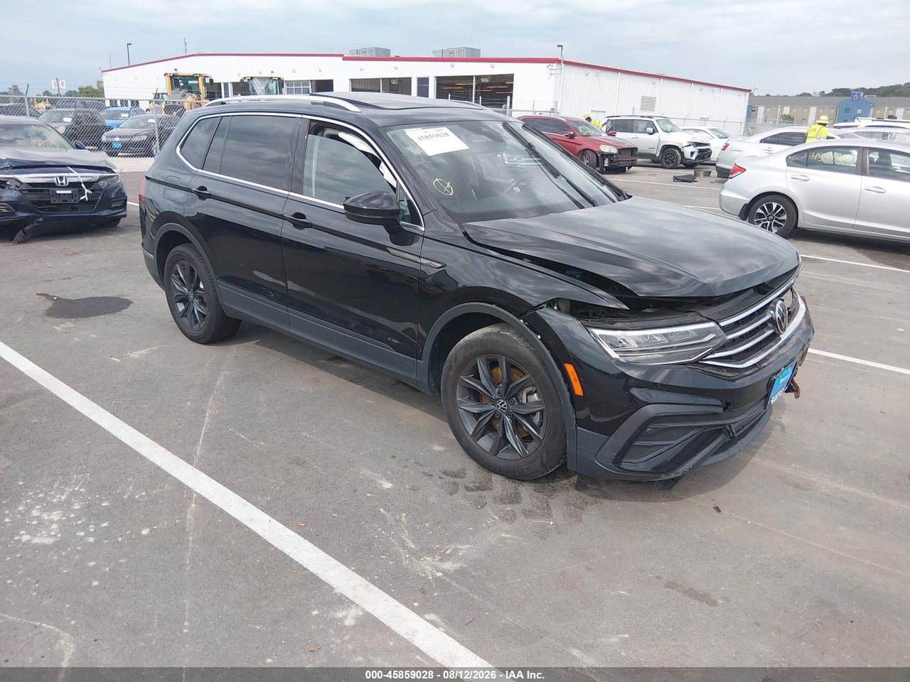 3VV2B7AX9NM****** · 2022 VOLKSWAGEN TIGUAN 2.0T SE