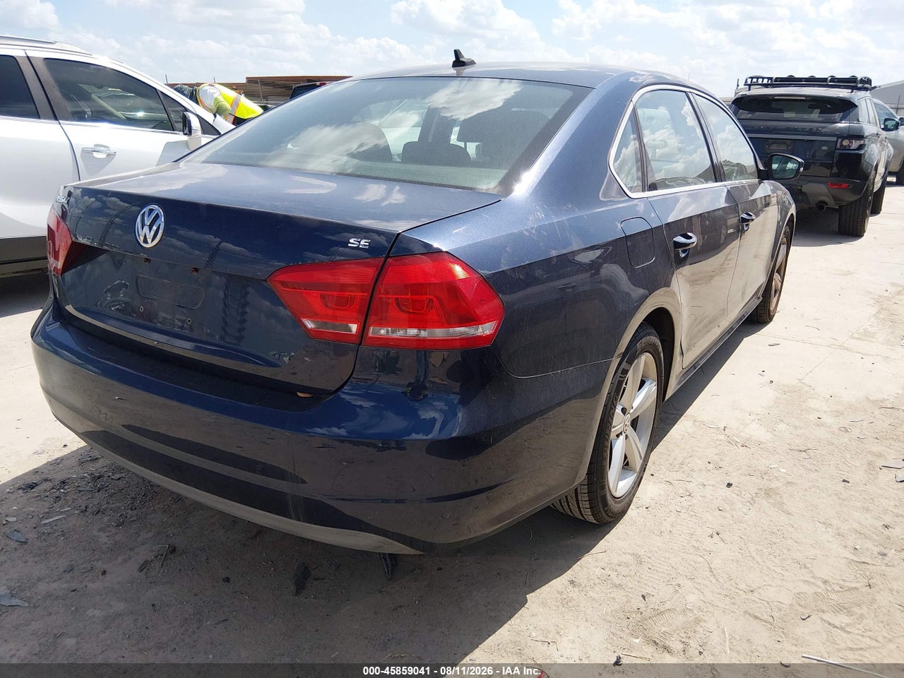 2013 VOLKSWAGEN PASSAT 2.5L SE · 4/11