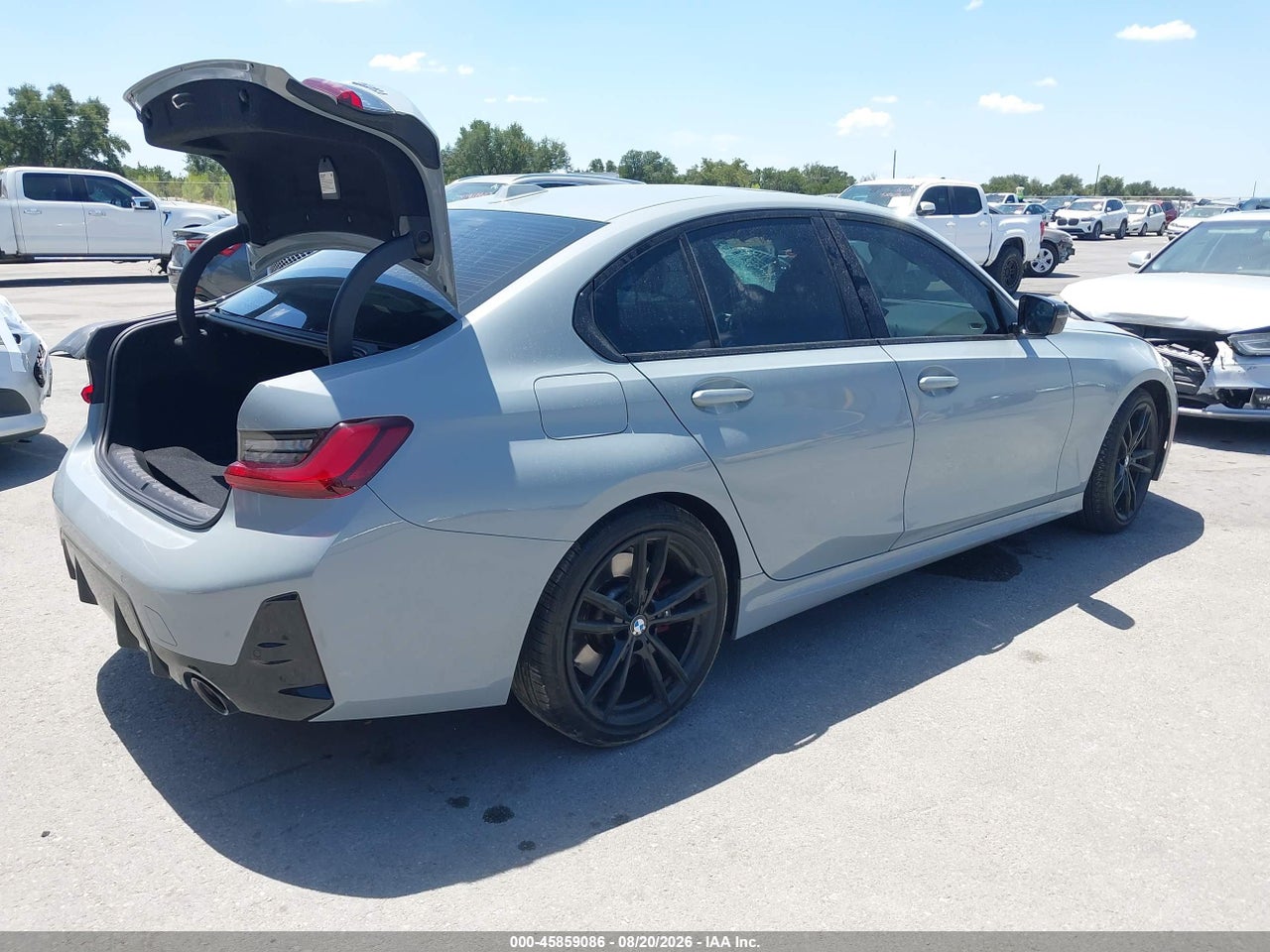 2023 BMW 330I XDRIVE · 4/11