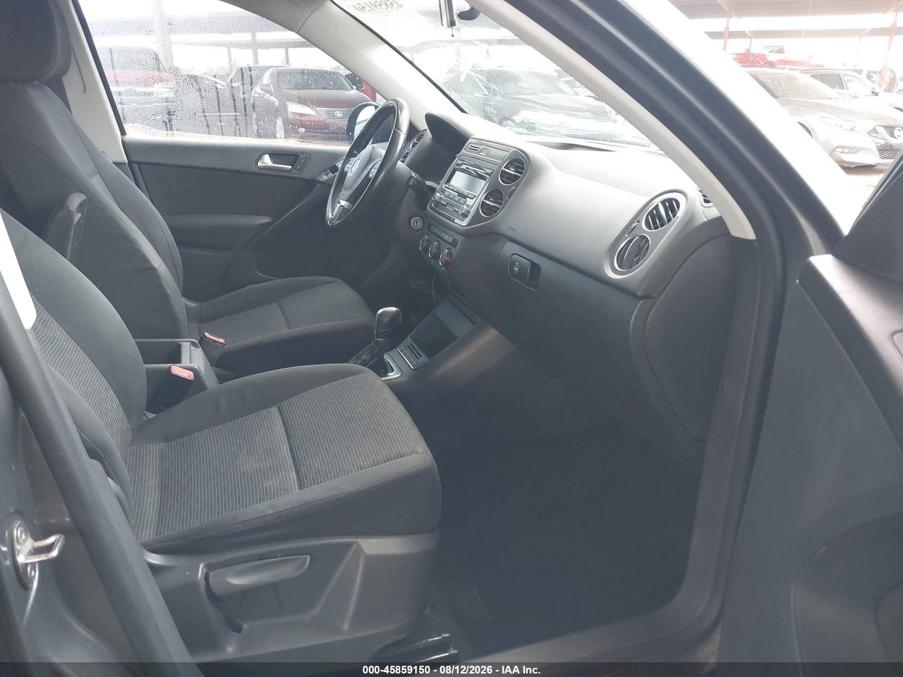2013 VOLKSWAGEN TIGUAN S · 5/11