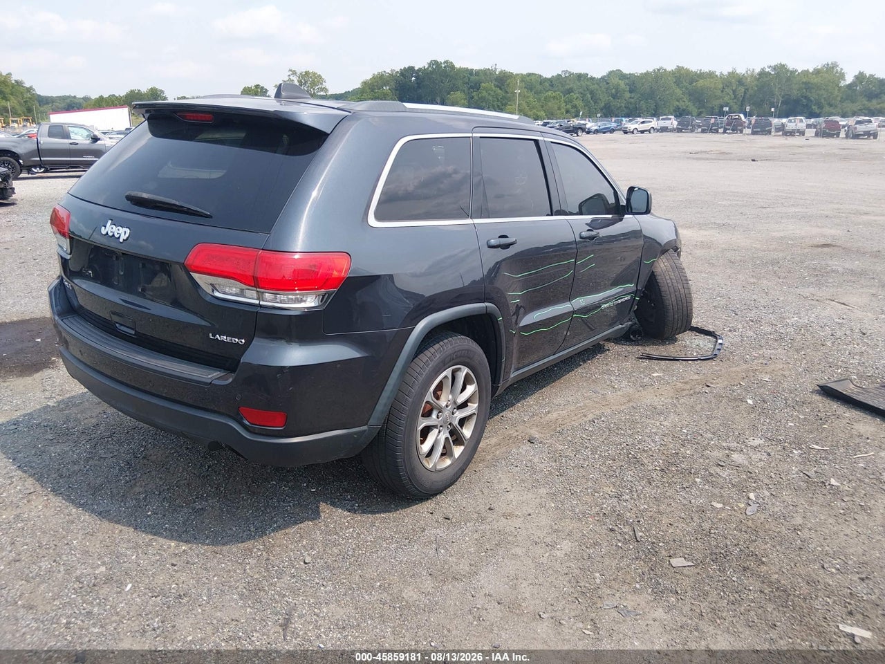 2016 JEEP GRAND CHEROKEE LAREDO · 4/11