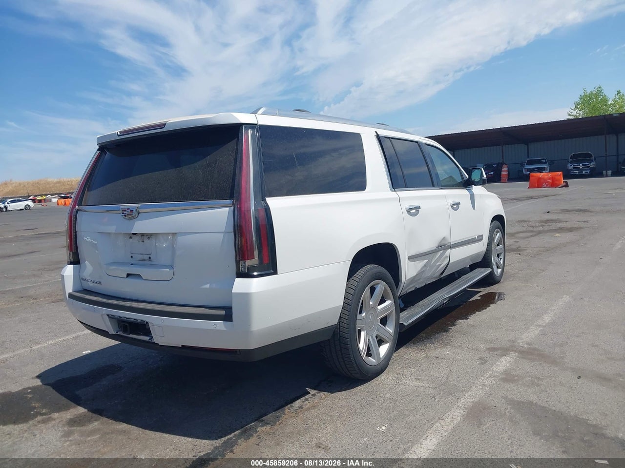 2016 CADILLAC ESCALADE ESV PREMIUM COLLECTION · 4/11