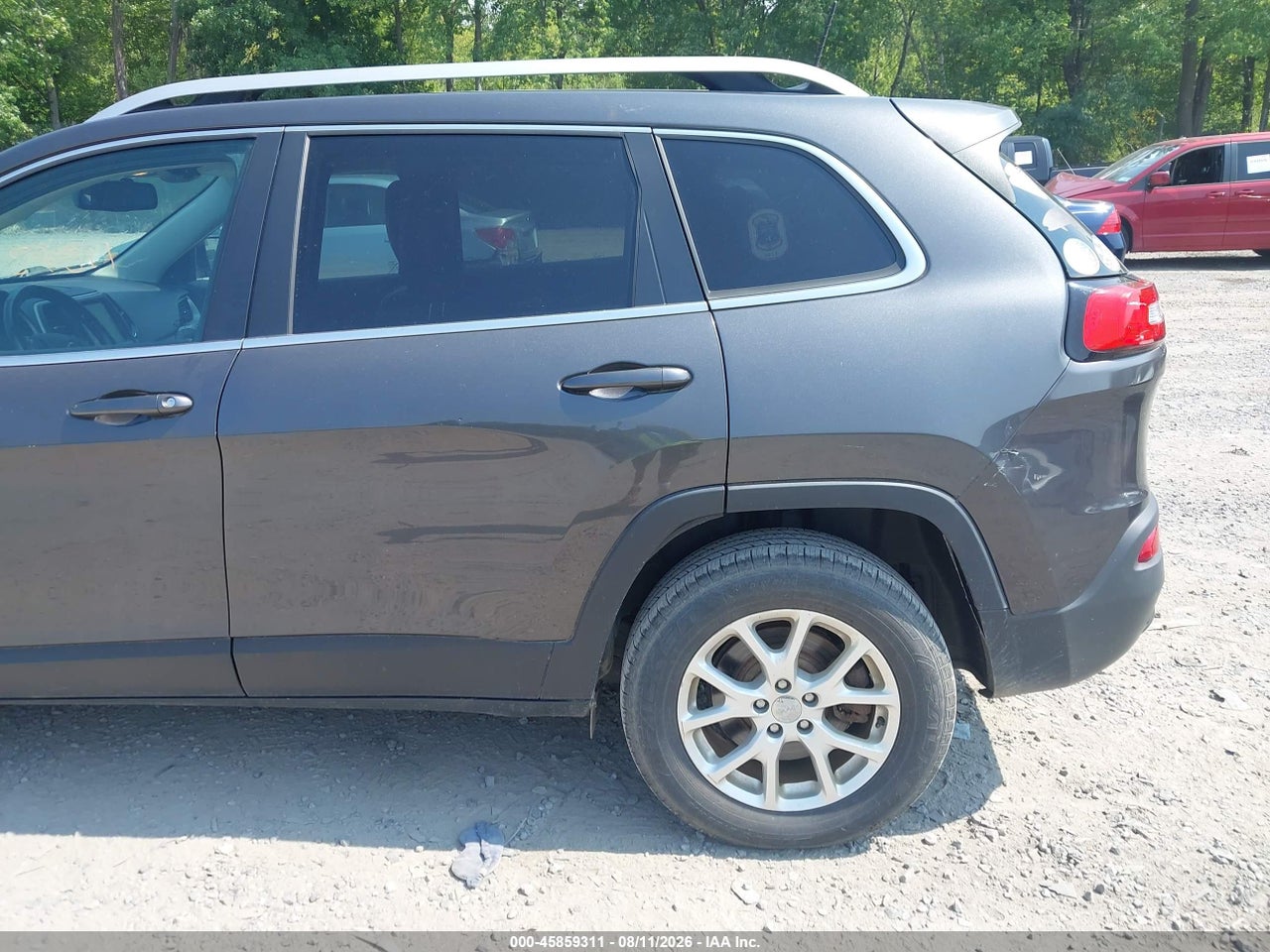 2017 JEEP CHEROKEE LATITUDE · 6/8