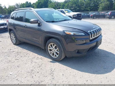 1C4PJMCS3HW****** · 2017 JEEP CHEROKEE LATITUDE